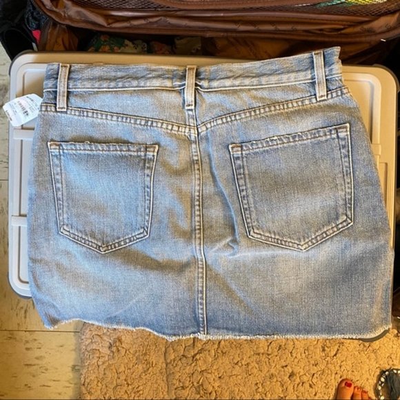 Frame Demin Le Mini Skirt  NWT  ❤️ HOST PICK! Cool & Chic & Casual Party! - Picture 7 of 7